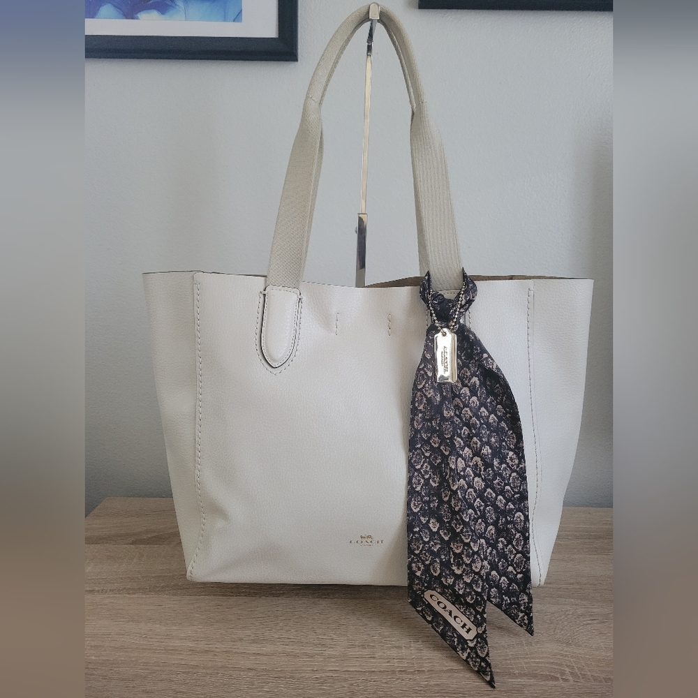 Coach Cream Leather Tote with Black Patterned Scarf